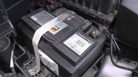 Ford Focus club battery replacement